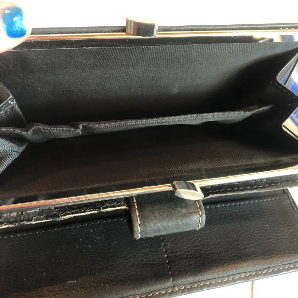 Guang Tong Black Wallet 7